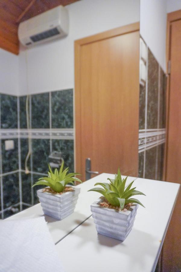 Apartments Loriana Σίμπενικ Εξωτερικό φωτογραφία
