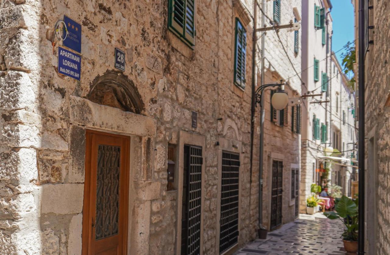 Apartments Loriana Σίμπενικ Εξωτερικό φωτογραφία