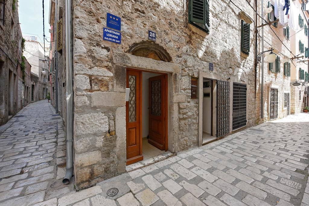 Apartments Loriana Σίμπενικ Εξωτερικό φωτογραφία