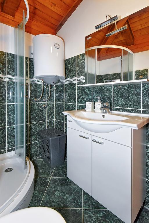 Apartments Loriana Σίμπενικ Εξωτερικό φωτογραφία