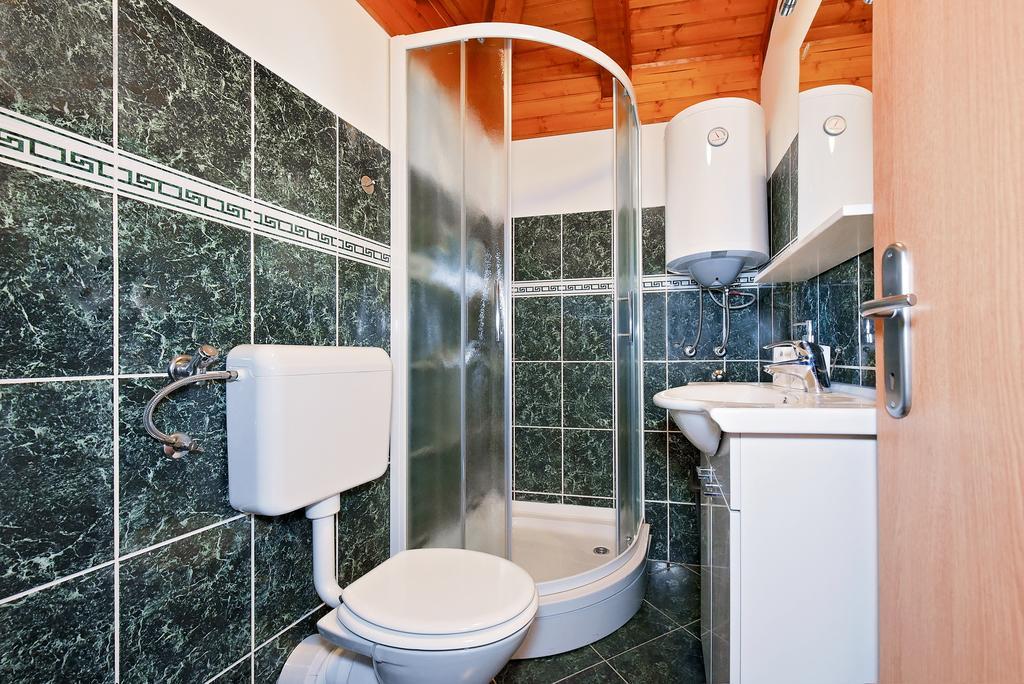 Apartments Loriana Σίμπενικ Εξωτερικό φωτογραφία